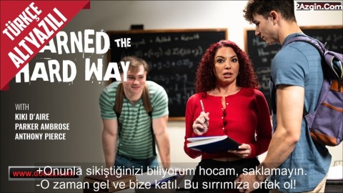 Okulun En Yakışıklı Öğrencisiyle Sikişen Evli Öğretmeni Şantajla Grup Siktiler