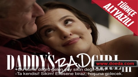 Gece Yarısı Annesinin Sevgilisinin Koynuna Girince Adamın Sikini Kaldırdı