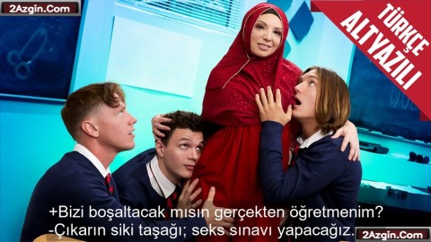 Çıkarın Sikleri Taşak Sınavı Yapacağız Diyen Türbanlı Öğretmen Seks Öğretti