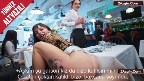 Restoranda Gaza Gelip Seks Yapan Ateşli Çifte Taş Gibi Garson da Eşlik Etti